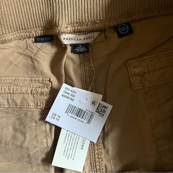 American eagle utility shorts NWT size 16 warm taupe coastal trailcore summer - Picture 2 of 11